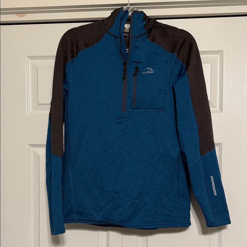 L.L. Bean Men's Blue and Dark Gray Performance Jacket